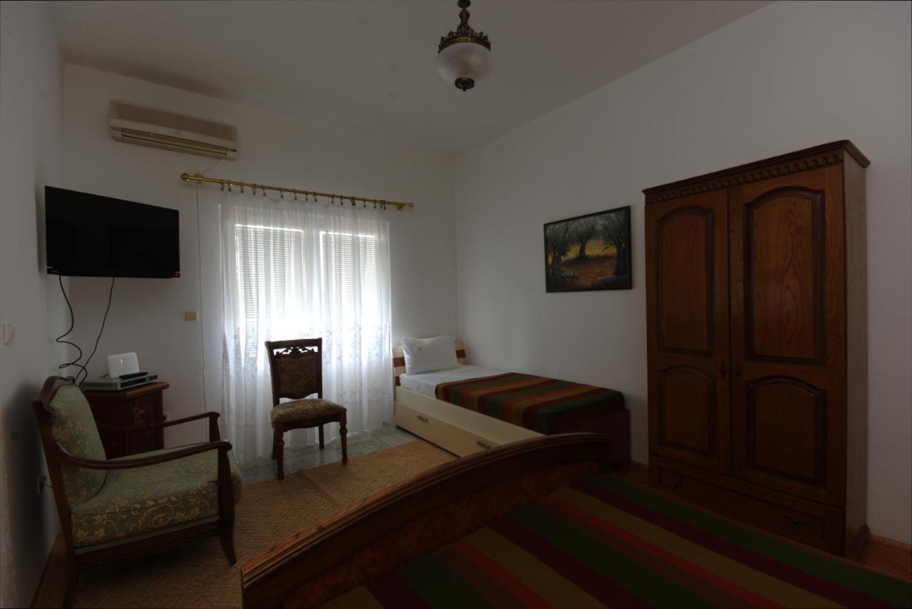 Apartments Astel Bar Ngoại thất bức ảnh