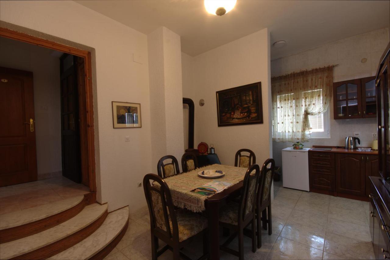 Apartments Astel Bar Ngoại thất bức ảnh