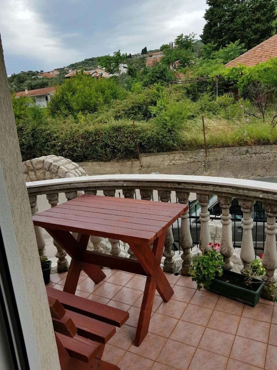 Apartments Astel Bar Ngoại thất bức ảnh